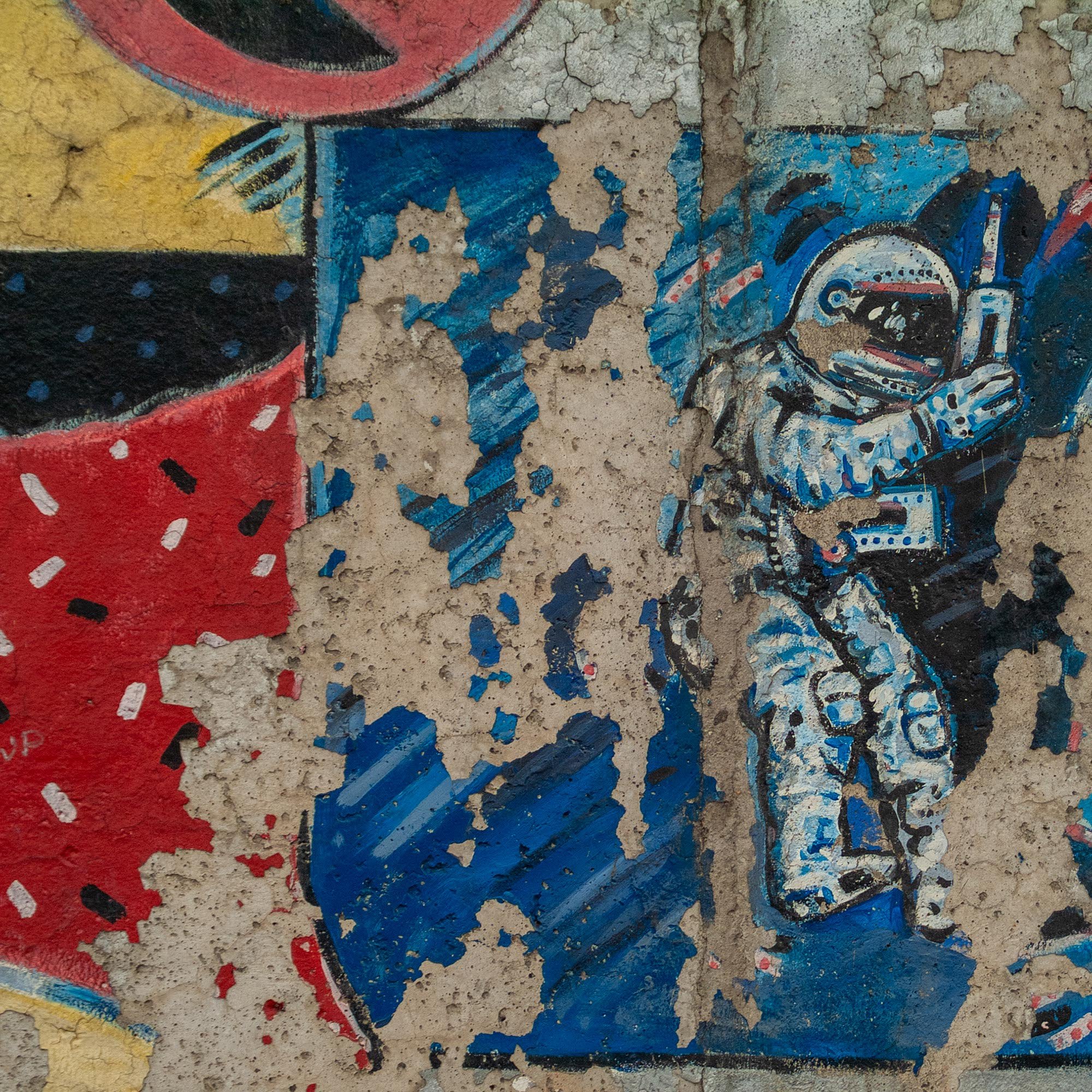 Beyond the Wall: Berlin's Creative Evolution and Streetwise Energy. — Plate 15